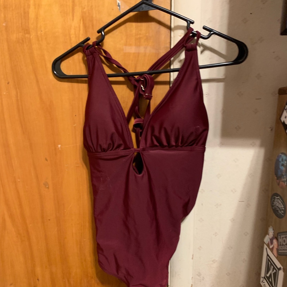 Women’s 1 Piece Bathing Suit